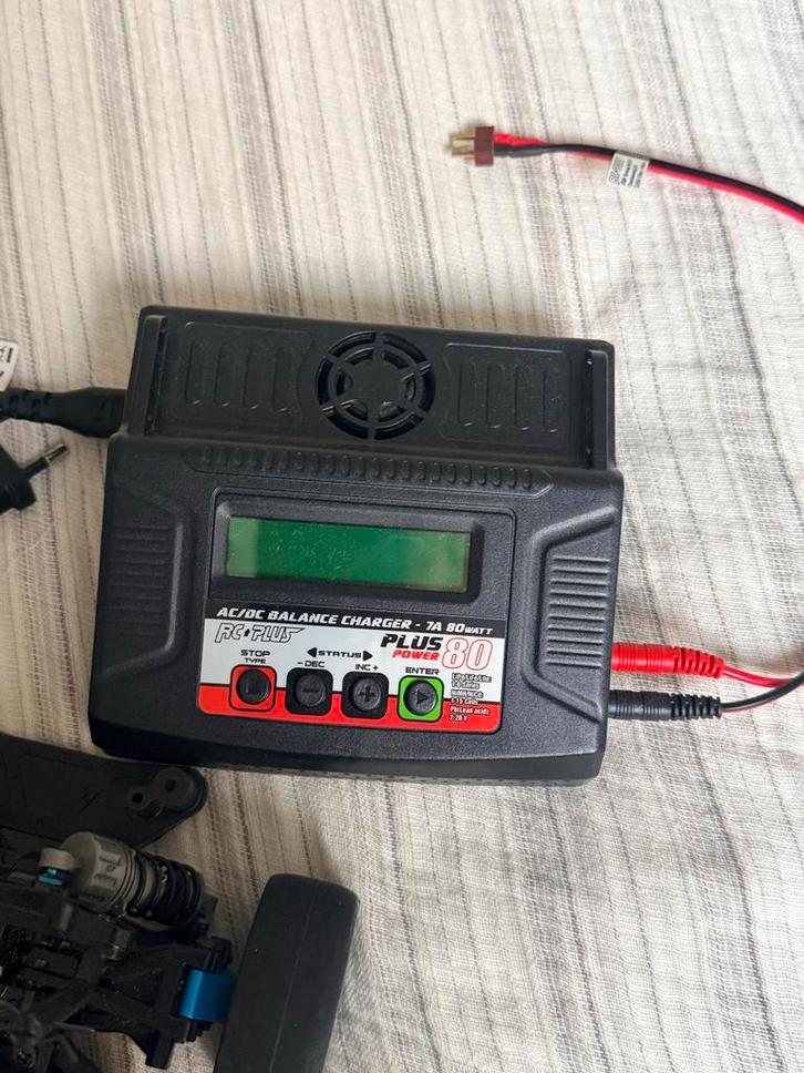 Tamiya TT-02R RC Auto met Accu's & Carson Motor, Hobby en Vrije tijd, Modelbouw | Auto's en Voertuigen, Gebruikt, Auto, Groter dan 1:32