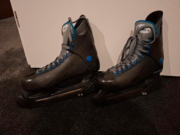 IJshockeyschaatsen maat 45 - Geslepen!, Sport en Fitness, Schaatsen, Zo goed als nieuw, IJshockeyschaatsen, Overige merken, Ophalen
