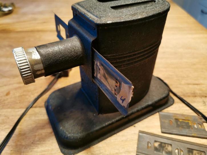 Vintage Toverlantaarn, Audio, Tv en Foto, Diaprojectors, Gebruikt, Ophalen of Verzenden