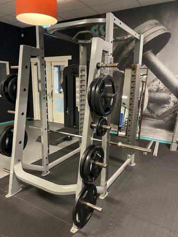 Nautilus Squat Cage / Squat kooi beschikbaar voor biedingen