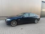 BMW 5-Serie 528i Xdrive 245pk Aut. 2013 Blauw, Auto's, BMW, Automaat, Beige, 4 cilinders, 2000 kg