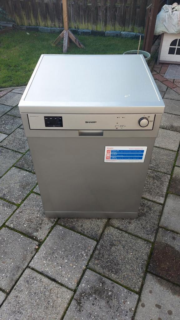 Sharp vaatwasser wegens samenwonen, Witgoed en Apparatuur, Vaatwasmachines, Gebruikt, Minder dan 85 cm, Ophalen