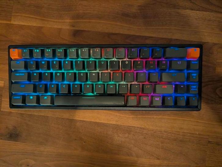 Keychron K6 Mechanisch Toetsenbord - Compact en Draadloos, Computers en Software, Toetsenborden, Zo goed als nieuw, Qwerty, Draadloos