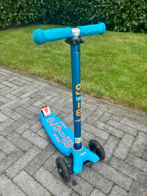 Maxi Micro step Deluxe LED - 3-wiel step - blauw, Fietsen en Brommers, Steps, Gebruikt, Gewone step, Ophalen