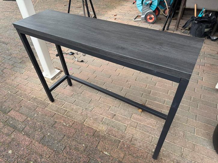 Zwarte sidetable, Huis en Inrichting, Tafels | Sidetables, Zo goed als nieuw, 25 tot 50 cm, 100 tot 150 cm, Rechthoekig, Ophalen