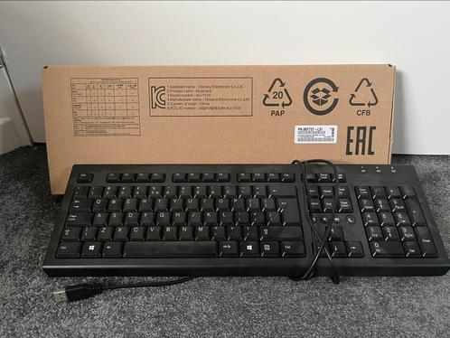 NIEUW - 2 st. Eac toetsenborden PN-697737-L31, Computers en Software, Toetsenborden, Nieuw, Qwerty, Bedraad, Ophalen of Verzenden