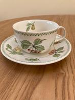 Royal Stafford Fruit Basket kop en schotel, Huis en Inrichting, Keuken | Servies, Gebruikt, Ophalen of Verzenden, Overige stijlen