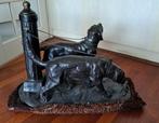 Bronzen jachthonden, Ophalen