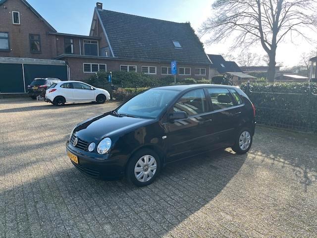Volkswagen Polo 1.2 47KW 2002 Zwart, Auto's, Volkswagen, Particulier, Polo, Benzine, B, Hatchback, Handgeschakeld, Origineel Nederlands