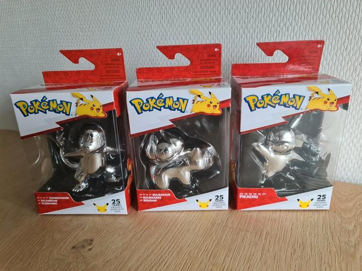 Pokemon figuren 25th Celebration 3 Inch Silver, Verzamelen, Poppetjes en Figuurtjes, Zo goed als nieuw, Ophalen of Verzenden