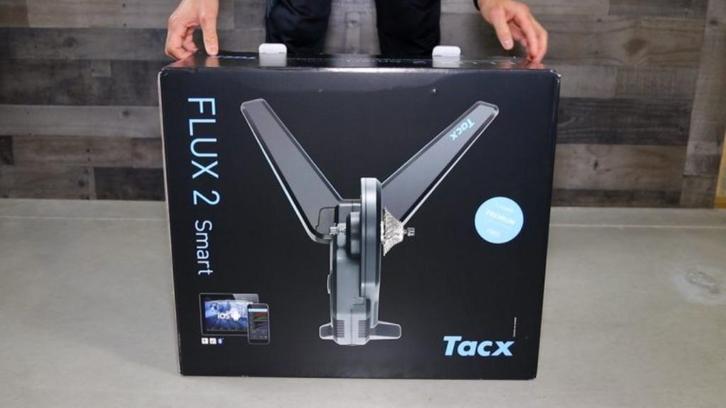 Tacx Flux 2 Smart T2980 + incl. Shimano 11 speed Casette, Sport en Fitness, Wielrennen, Zo goed als nieuw, Overige typen, Ophalen of Verzenden