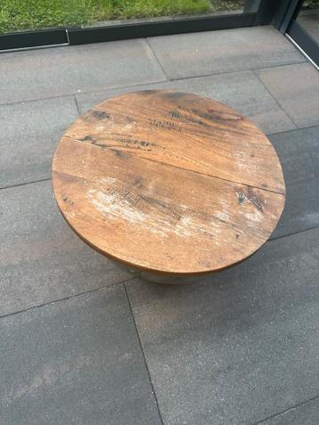Ronde salontafel - massief hout beschikbaar voor biedingen