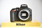Nikon D5500 body met accesoires | 11808 Clicks | Zgan, ovp, Audio, Tv en Foto, Spiegelreflex, Ophalen of Verzenden, Zo goed als nieuw