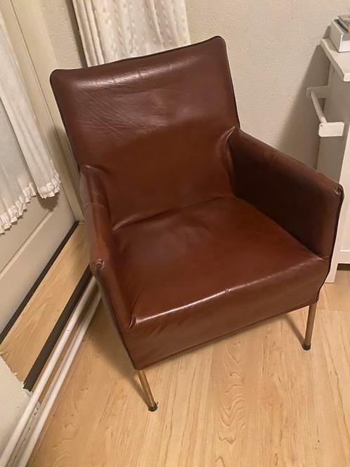 Vintage leren fauteuil, Huis en Inrichting, Fauteuils, Zo goed als nieuw, Leer, 50 tot 75 cm, Minder dan 75 cm, Ophalen