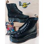 Dr. Martens Sinclair Croc, Black Patent Lamper Maat: 42 UK8, Kleding | Dames, Schoenen, Hoge laarzen, Zwart, Nieuw, Ophalen of Verzenden