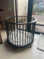 Bopita Ronde Box - Donkerbruin Gebeitst, Kinderen en Baby's, Boxen, Ophalen, Gebruikt, Rond, Wieltjes