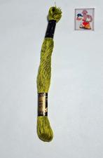 DMC mouline, groen 581, Hobby en Vrije tijd, Borduren en Borduurmachines, Mulhouse, France, Ophalen of Verzenden, Borduurgaren of Zijde