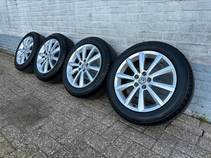 OEM VW Merano 16 inch 5x100 Polo 2G AW R-Line GTI Highline, Auto-onderdelen, Banden en Velgen, Banden en Velgen, Winterbanden