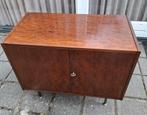 Vintage  kastje. Notenhout., Huis en Inrichting, Ophalen, Gebruikt, 25 tot 50 cm, 50 tot 100 cm