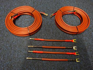 2 x 2,58 meter van den Hul the Magnum + 4 Jumpers beschikbaar voor biedingen