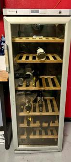 Wijnkast Bauknecht, Huis en Inrichting, Ophalen, Overige materialen, Gebruikt, 25 flessen of meer
