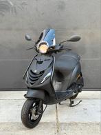 PIAGGIO ZIP 4T 3V 2018 BROM FULL OPTION MAT ZWART, Ophalen, Maximaal 45 km/u, Zip, Zo goed als nieuw