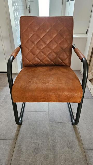Eetkamerstoel Cognac  beschikbaar voor biedingen