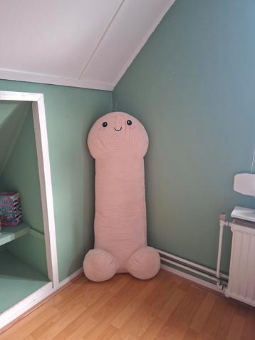 Grote Knuffel Penis - Unieke Decoratie! beschikbaar voor biedingen