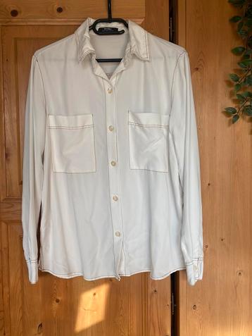Wit blouse - Bershka, maat M beschikbaar voor biedingen