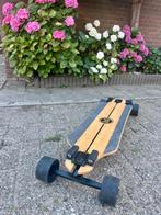 Evolve elektrisch, limited skateboard - zeer goede staat, Sport en Fitness, Skateboarden, Ophalen of Verzenden, Zo goed als nieuw