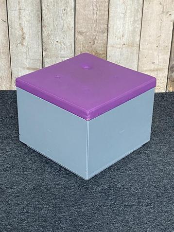 Gispen schommel kubus beschikbaar voor biedingen