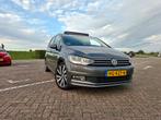 Volkswagen Touran 1.6 TDI 2015 Highline Grijs PANORAMADAK, Auto's, 4 cilinders, 23 km/l, Origineel Nederlands, 1500 kg