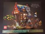 *NIEUW* 2x  Lego 21325 Medieval Blacksmith, Ophalen of Verzenden, Nieuw, Complete set, Lego