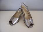 Schoenen pumps van Peter Kaiser mt 40  ZGAN!!, Kleding | Dames, Schoenen, Peter Kaiser, Schoenen met lage hakken, Ophalen of Verzenden