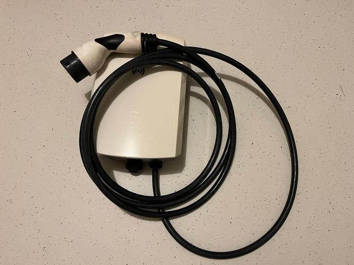 Alfen Eve Mini laadpaal 3x16A / 11kW met muurbeugel, Auto diversen, Laadpalen, Gebruikt, Laadpaal en Laadkabel, Ophalen of Verzenden