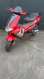 ⭐️Gilera runner duits 50 cc ⭐️, Fietsen en Brommers, Scooters | Piaggio, Tweetakt, Gebruikt, Overige modellen, Ophalen of Verzenden