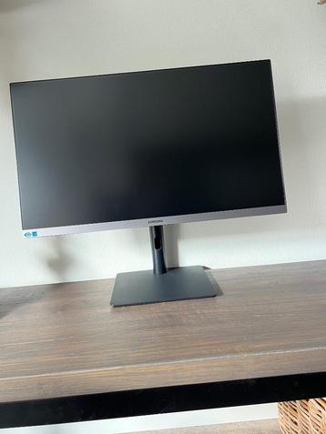 Samsung beeldscherm 24" beschikbaar voor biedingen