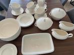 Wedgwood windsor  sevies 19 onderdelen !, Huis en Inrichting, Keuken | Servies, Ophalen, Zo goed als nieuw, Wedgwood, Kop(pen) en/of Schotel(s)