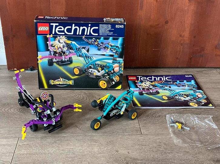 Lego technic 8245 robot revenge met doos, Kinderen en Baby's, Speelgoed | Duplo en Lego, Gebruikt, Lego, Complete set, Ophalen of Verzenden