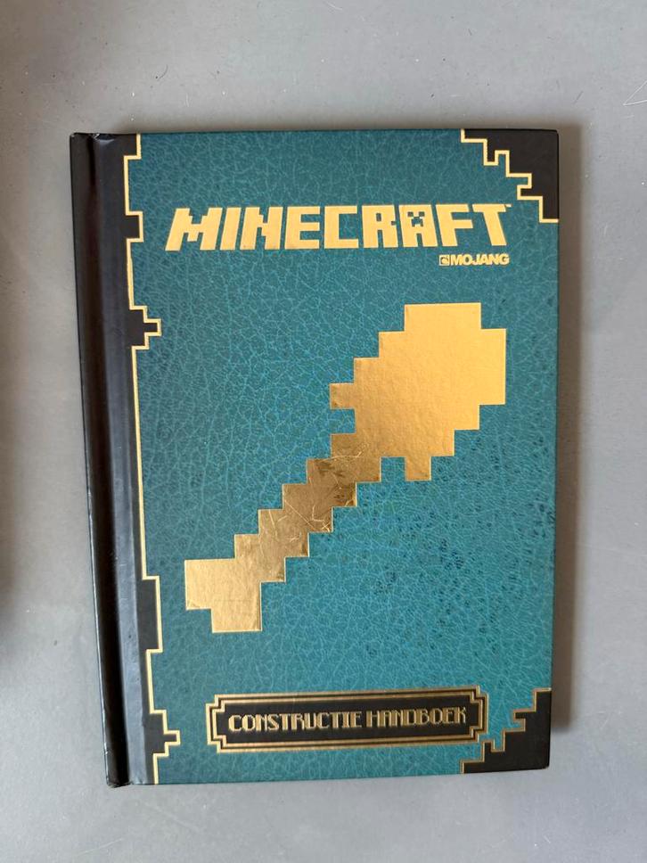 Minecraft Constructie Handboek, Boeken, Hobby en Vrije tijd, Zo goed als nieuw, Overige onderwerpen, Geschikt voor kinderen, Ophalen of Verzenden