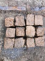 30 m2 Portugees graniet geel zalm roze kinderkop oud 9-11cm, Tuin en Terras, Tegels en Klinkers, Ophalen, Klinkers, Zo goed als nieuw