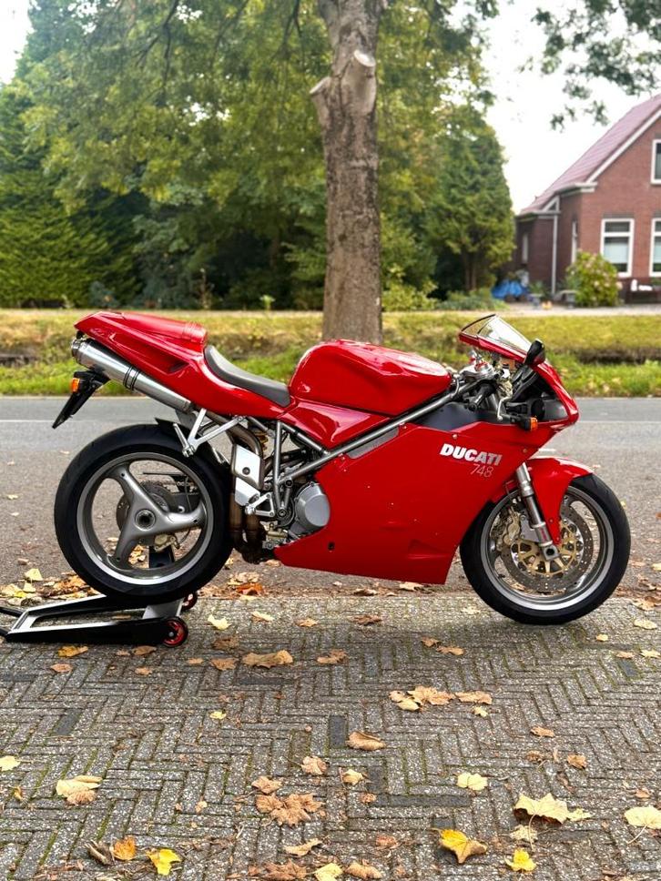 Super mooie Ducati 748 2001 | starten en weg rijden!, Motoren, Motoren | Ducati, Particulier, Super Sport, meer dan 35 kW, 2 cilinders
