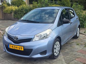 Toyota Yaris 1.0 VVT-i Aspiration AIRCO INRUILEN MOGELIJK beschikbaar voor biedingen