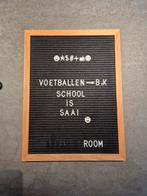 Letterbord houten rand met letters en tekens 30x40 cm, Ophalen, Zo goed als nieuw