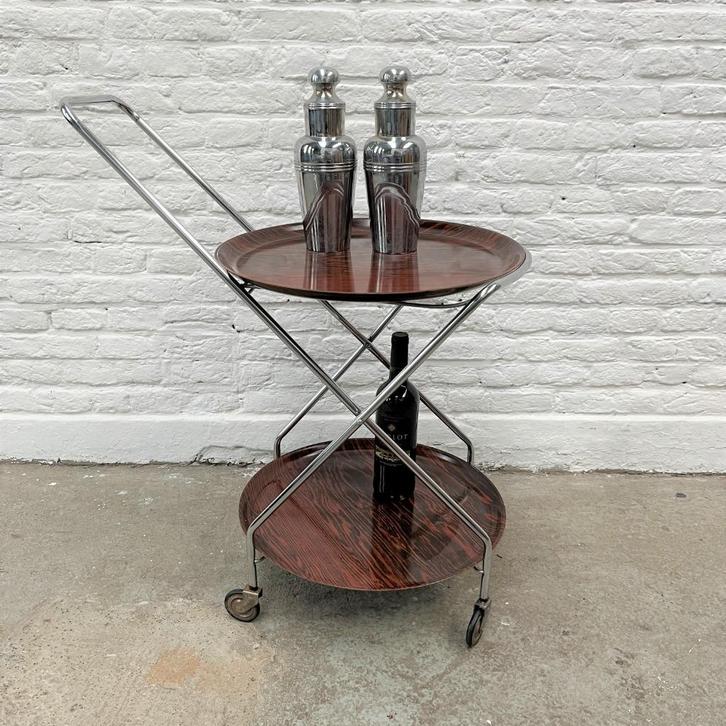 Vintage serveerwagen of barcart chroom, rond, houten bladen, Huis en Inrichting, Tafels | Bijzettafels, Gebruikt, Rond, 60 cm of meer
