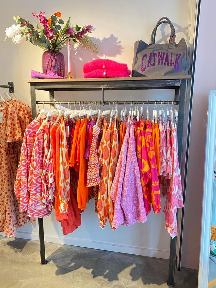 Kledingrekken voor winkel of inloopkast, Kleding | Dames, Kledingrekken, Zo goed als nieuw, Ophalen