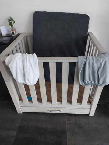 TWF Box 80x100 met lade + matras & hoezen beschikbaar voor biedingen