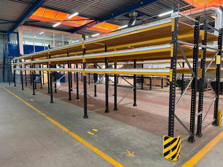 Grootvakstelling 6 staanders 36 liggers en 18 legplanken, Zakelijke goederen, Kantoor en Winkelinrichting | Magazijn, Stelling en Opslag