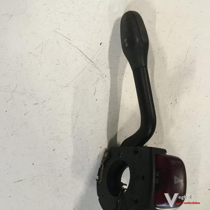 Vw Golf 3 Cabrio 1997 Richtingaanwijzer Alarmlichtschakelaar, Auto-onderdelen, Dashboard en Schakelaars, Gebruikt, Ophalen of Verzenden