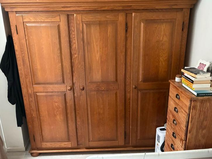 Mooie massief eikenhoutenen kledingkast (+ gratis ladekast), Huis en Inrichting, Kasten | Kledingkasten, Gebruikt, 150 tot 200 cm